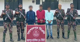 অবৈধভাবে ভারতে যাওয়ার চেষ্টাকালে ঝিনাইদহ সীমান্তে আটক ৩